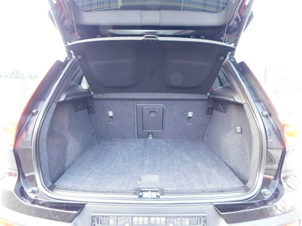 Volvo XC 40 - Zdjęcie 23