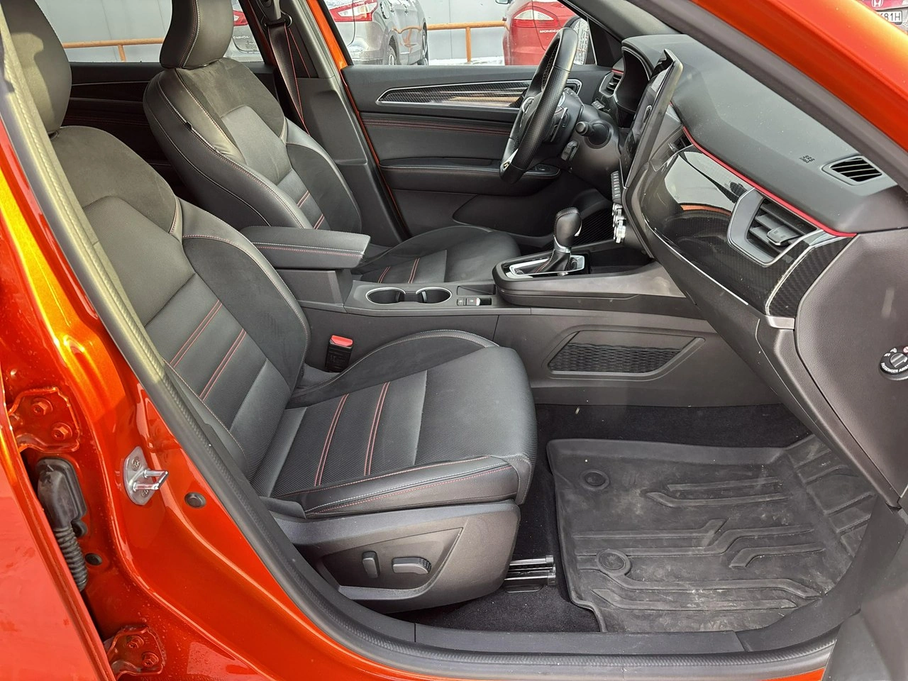 Renault Arkana - Zdjęcie 18