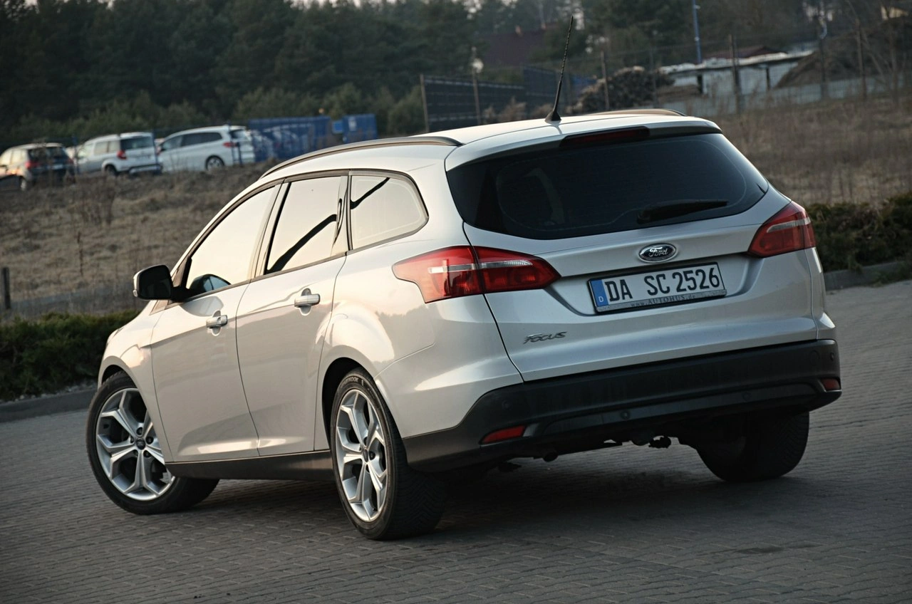 Ford Focus - Zdjęcie 11