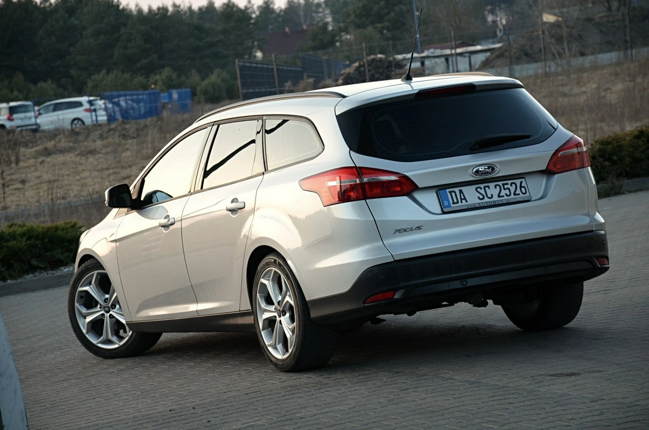 Ford Focus - Zdjęcie 12