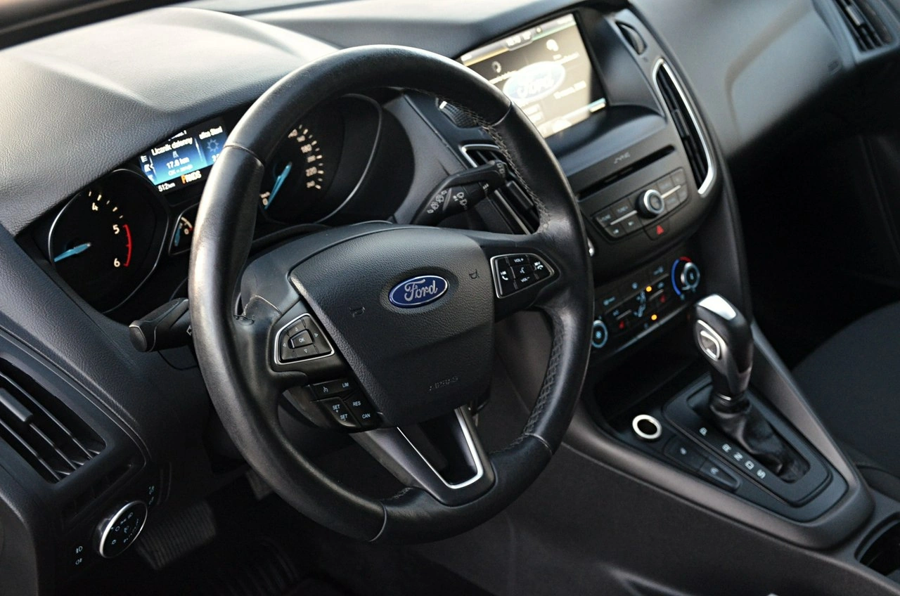 Ford Focus - Zdjęcie 15