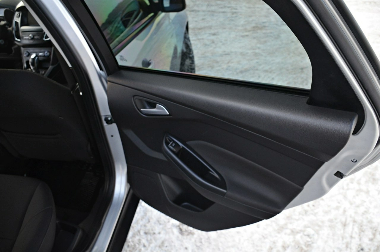 Ford Focus - Zdjęcie 21