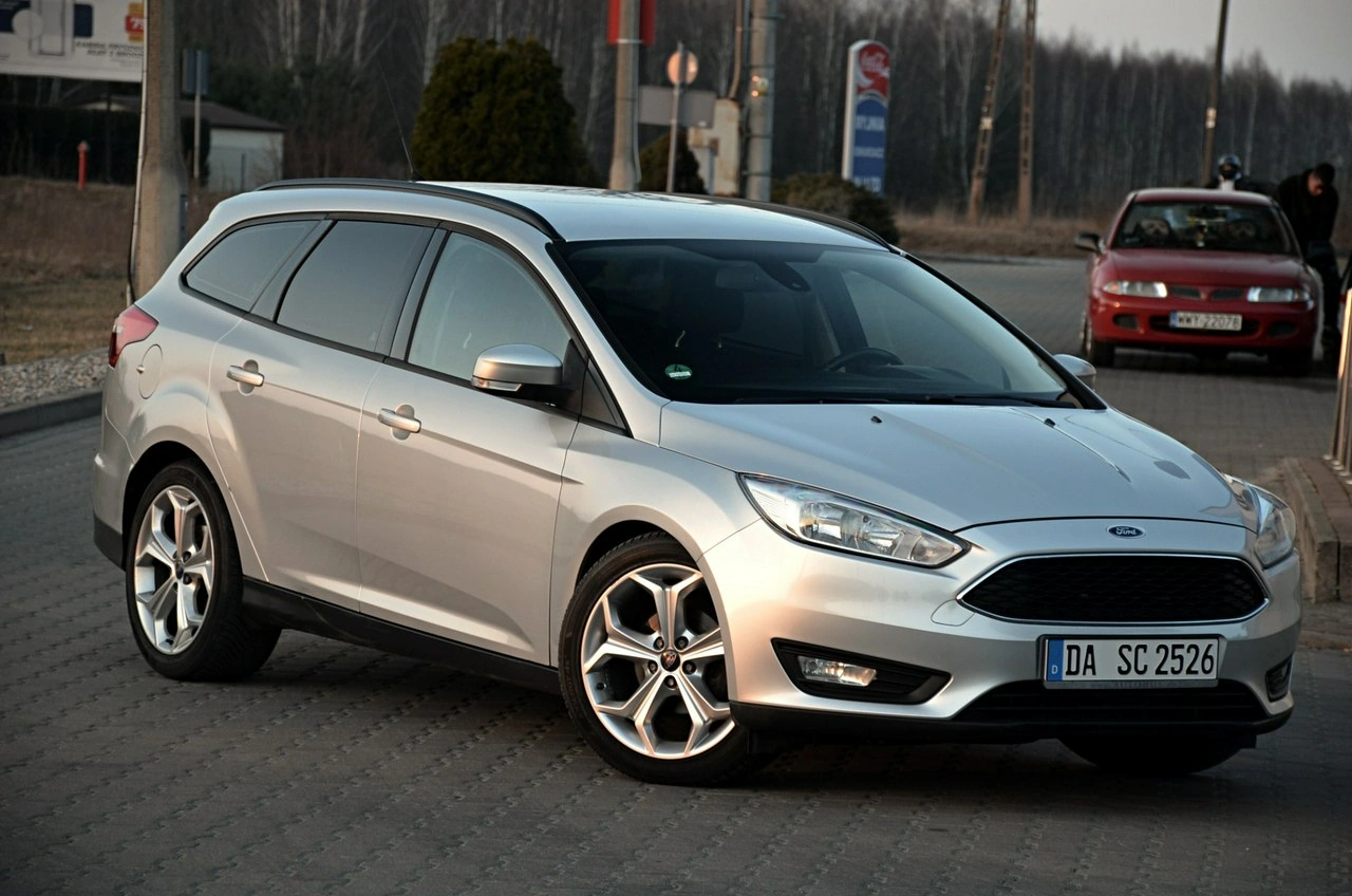 Ford Focus - Zdjęcie 2