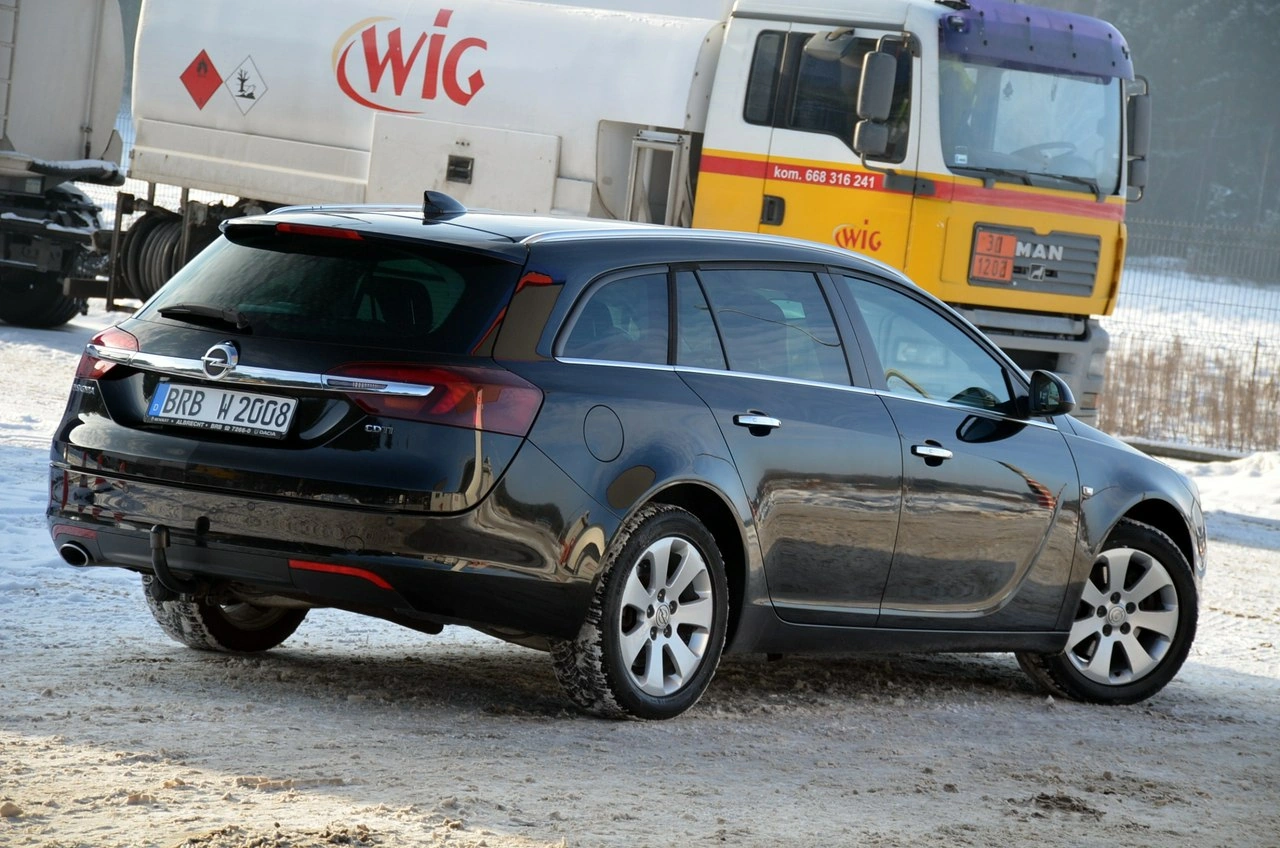 Opel Insignia - Zdjęcie 14