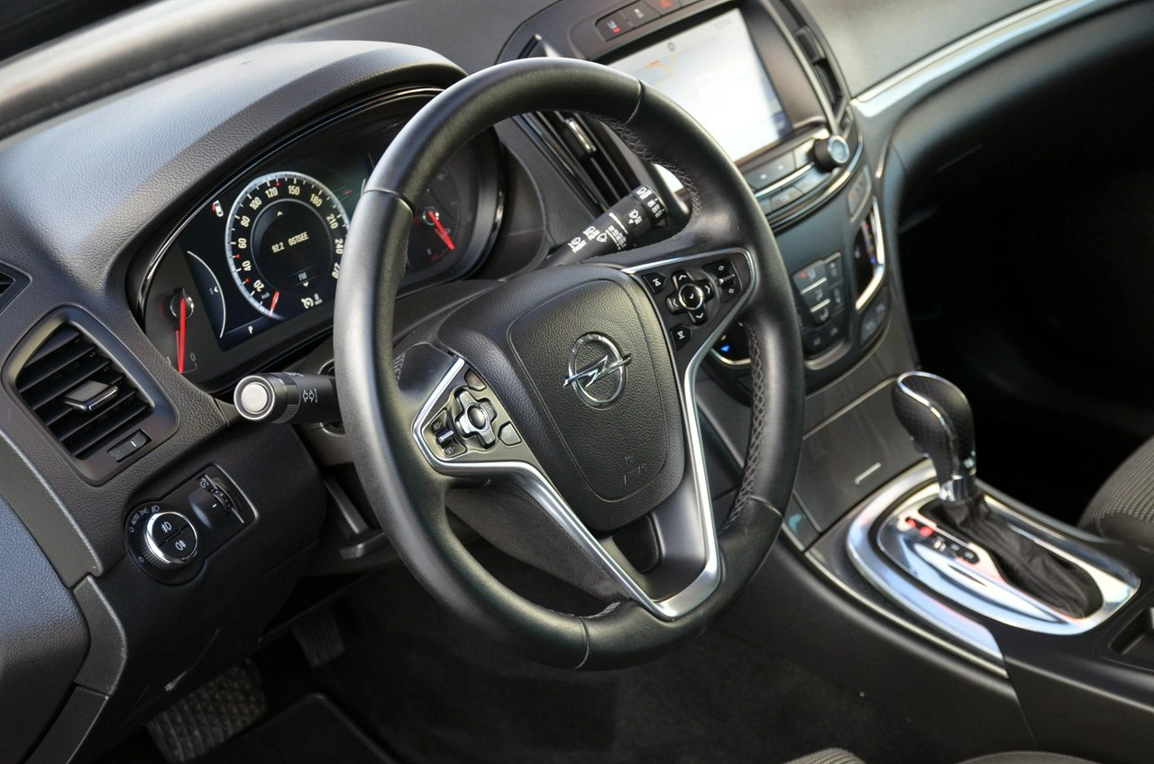 Opel Insignia - Zdjęcie 4