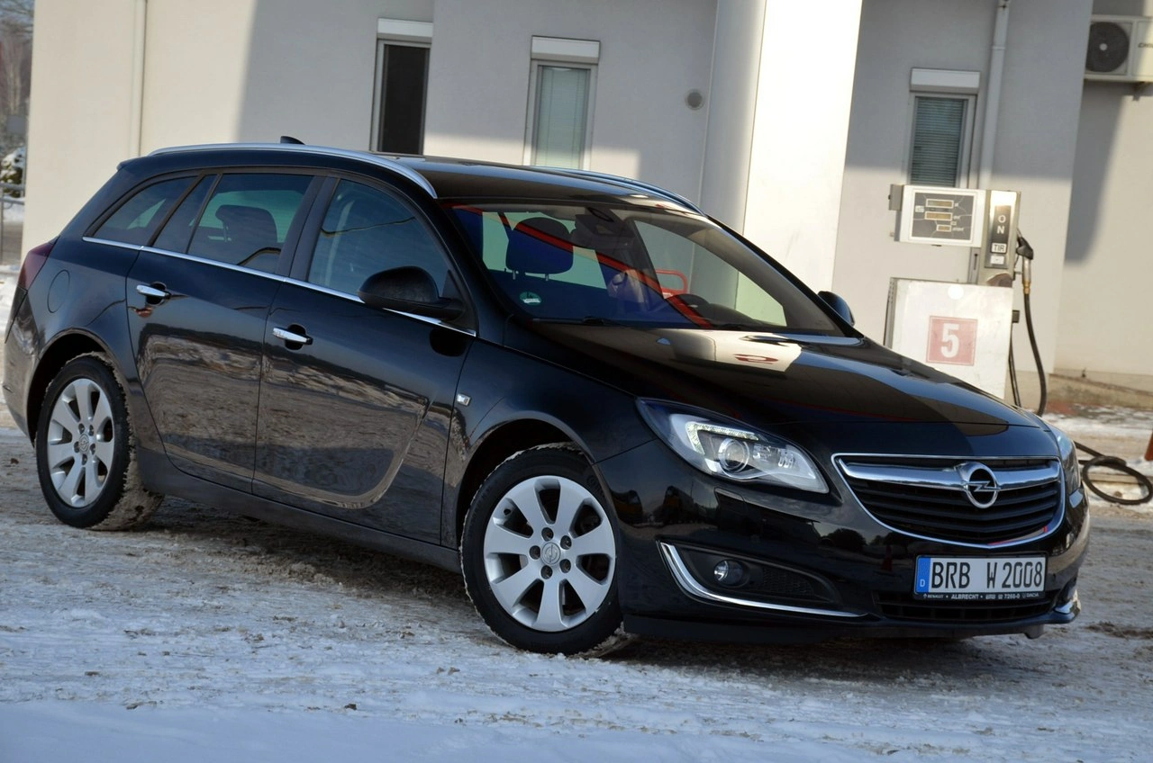 Opel Insignia - Zdjęcie 8