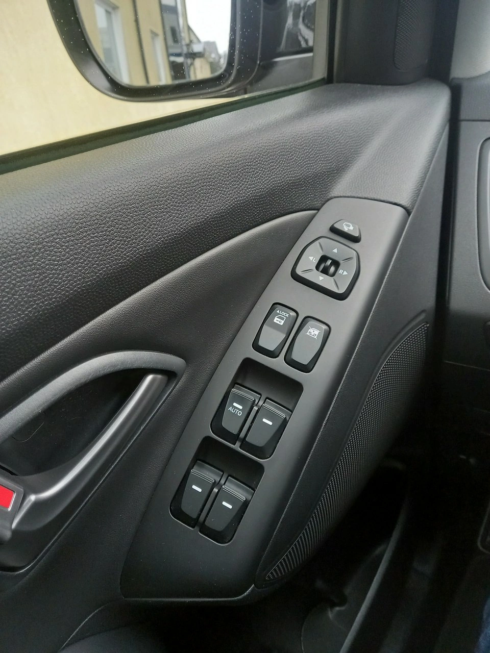 Hyundai ix35 - Zdjęcie 37