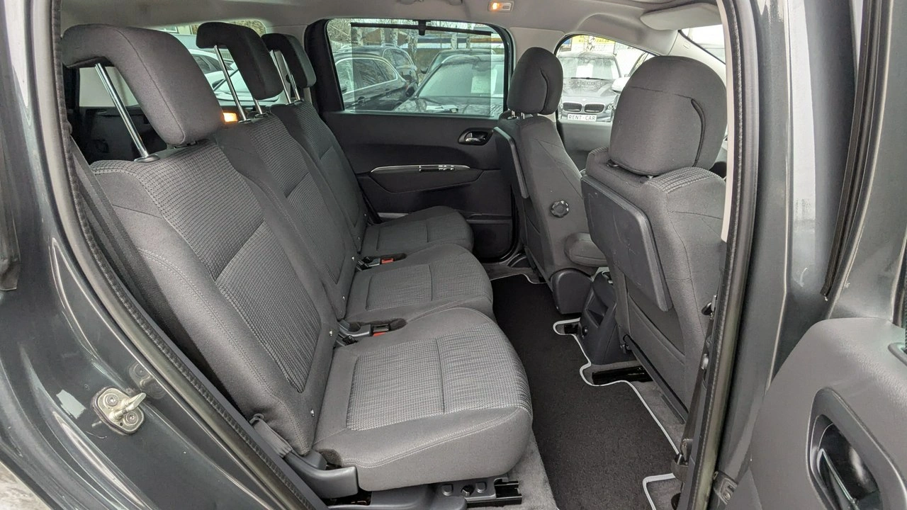Peugeot 5008 - Zdjęcie 17