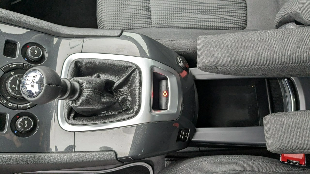 Peugeot 5008 - Zdjęcie 29