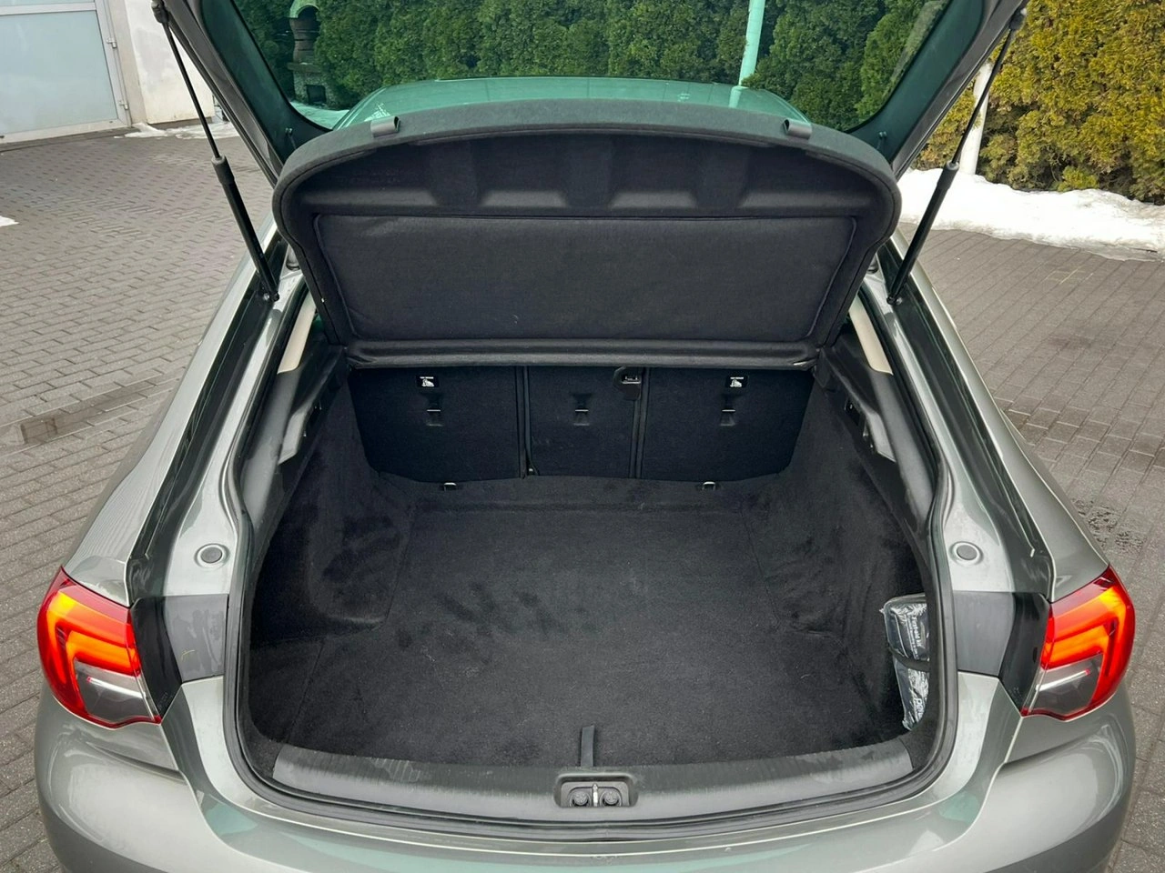 Opel Insignia - Zdjęcie 21