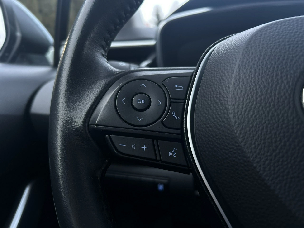 Toyota Corolla - Zdjęcie 17