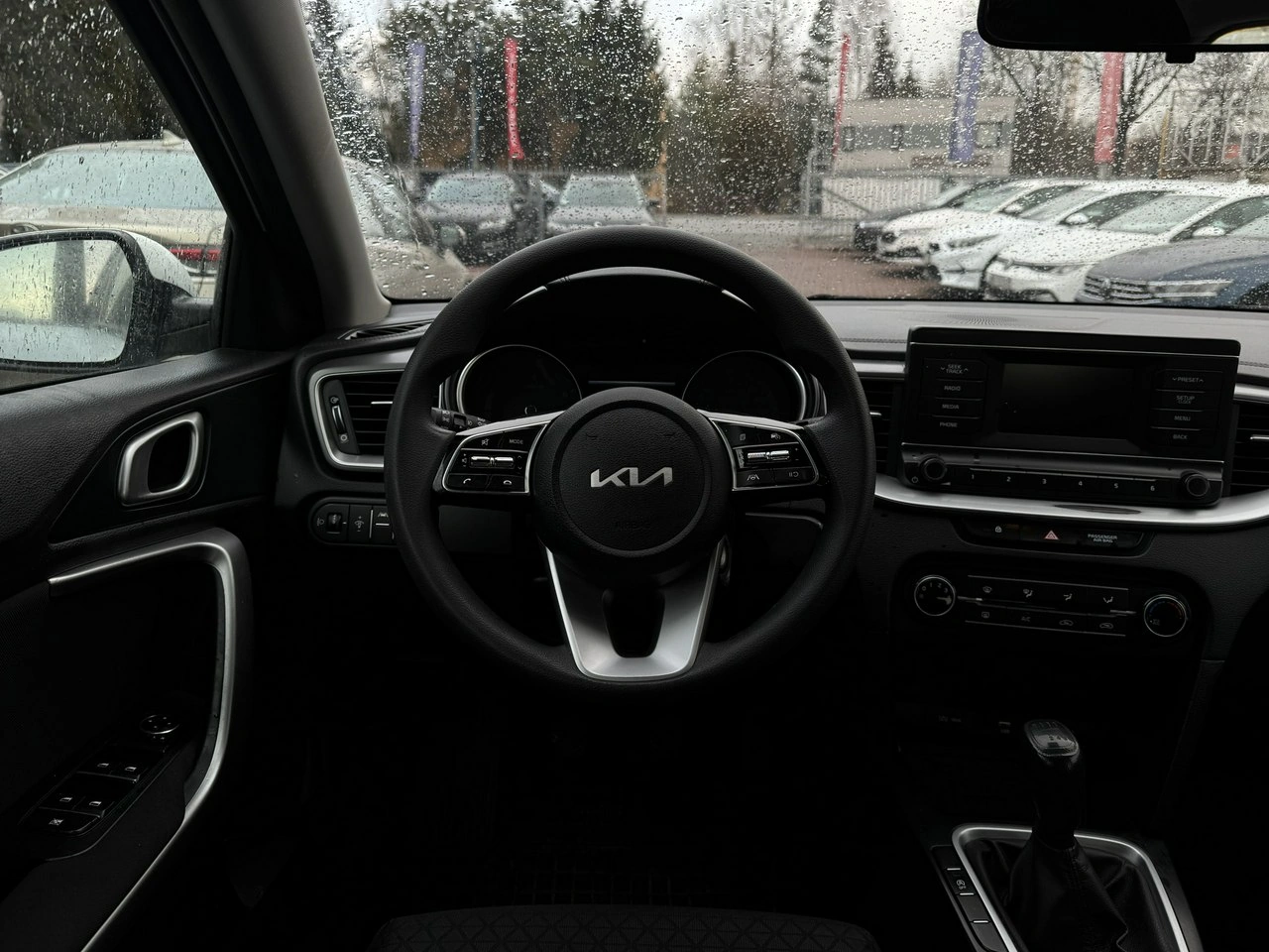 Kia Ceed - Zdjęcie 9