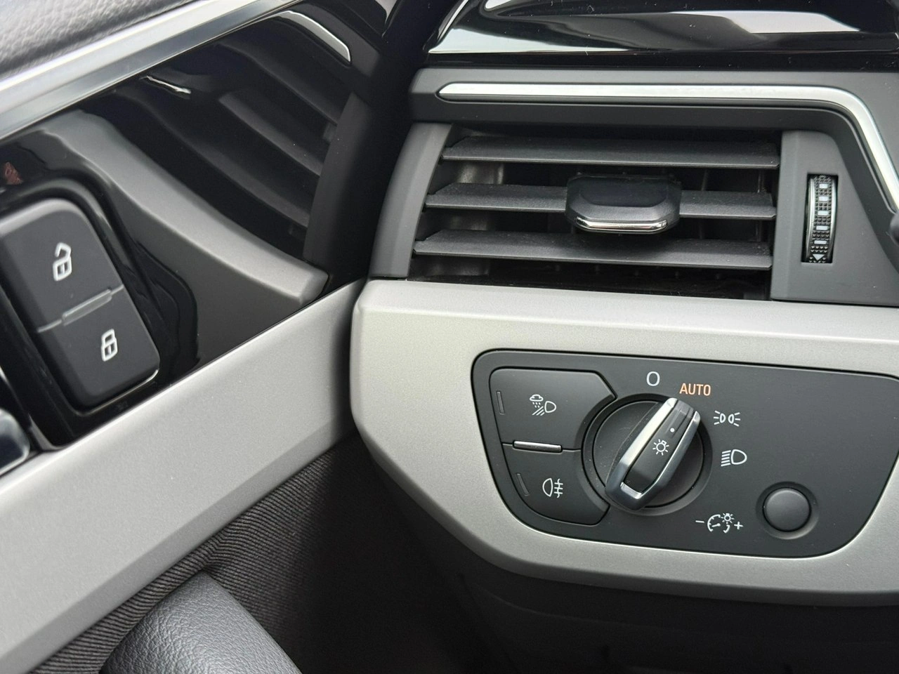 Audi A4 - Zdjęcie 26