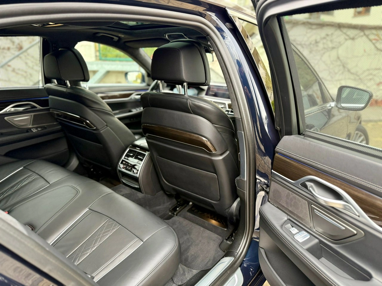 BMW 750 - Zdjęcie 9