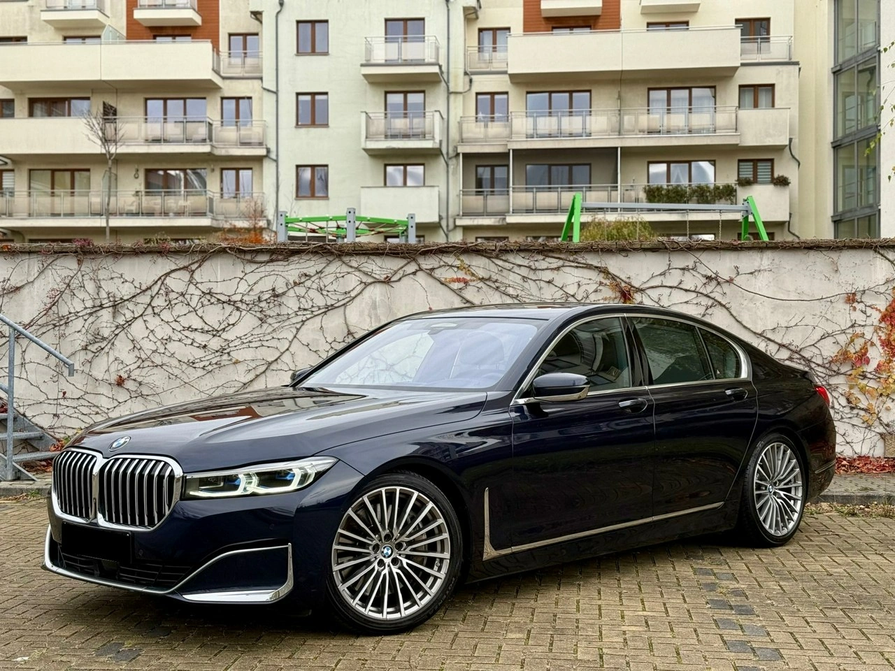 BMW 750 - Zdjęcie 14