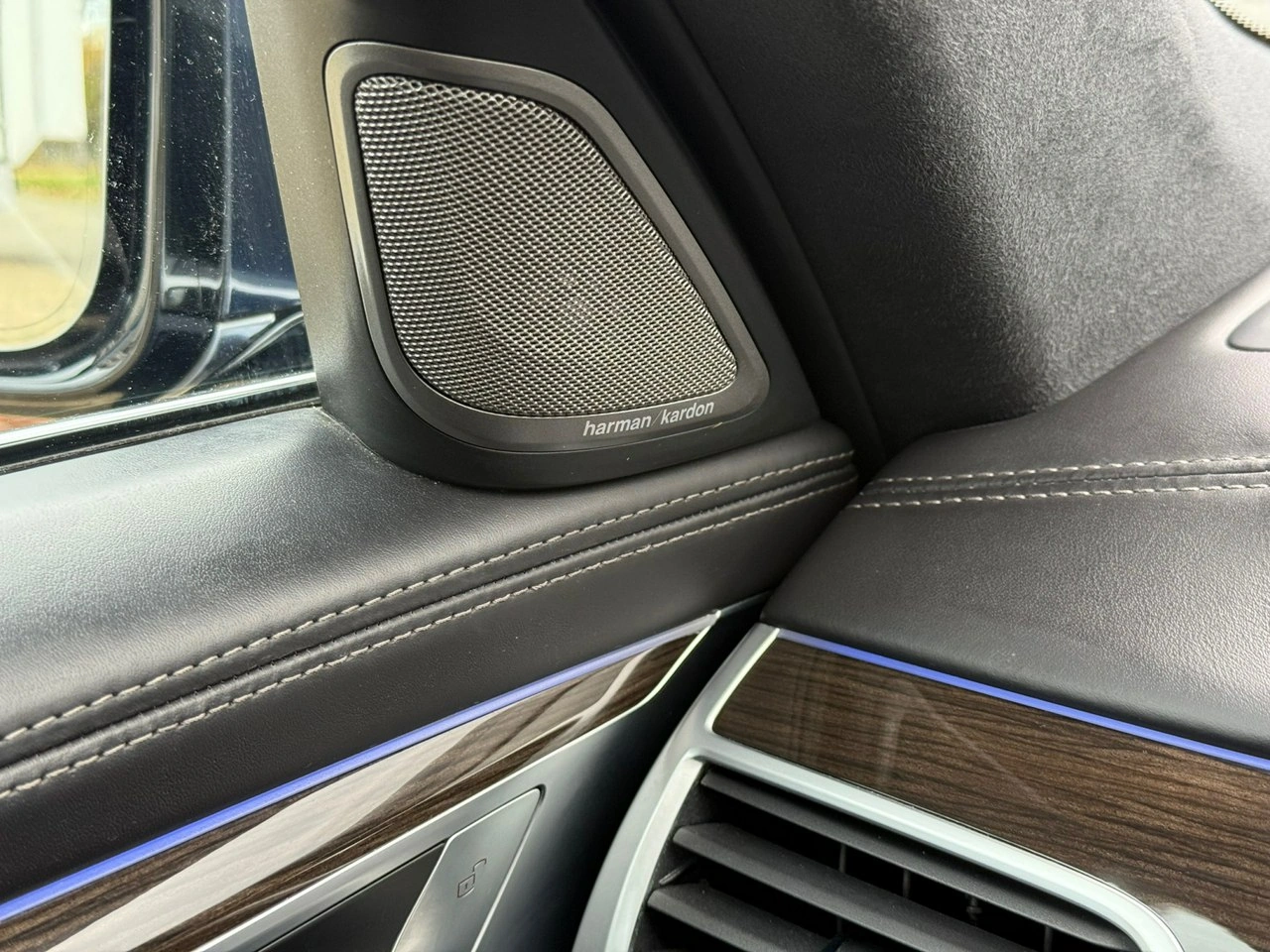 BMW 750 - Zdjęcie 28