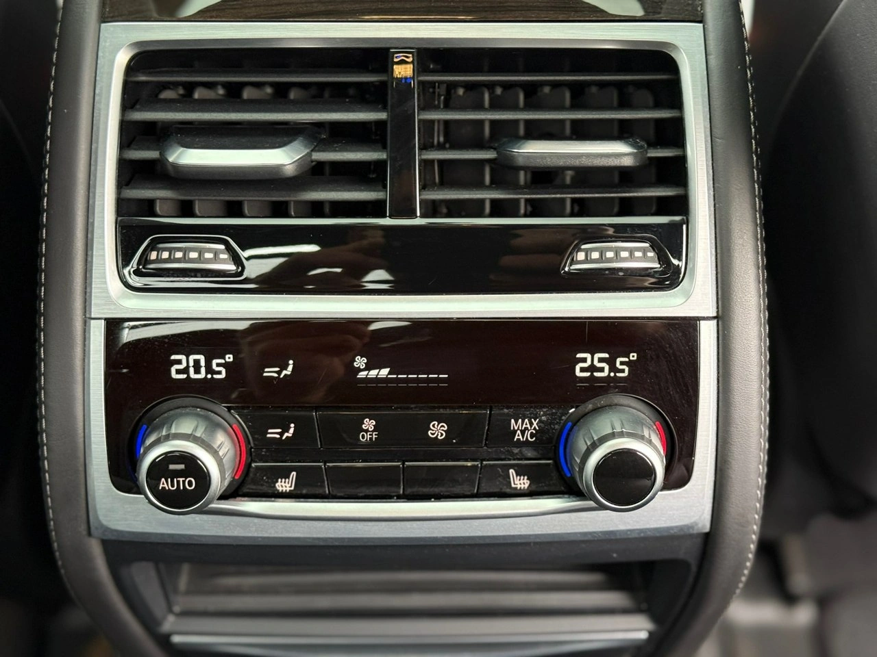 BMW 750 - Zdjęcie 45