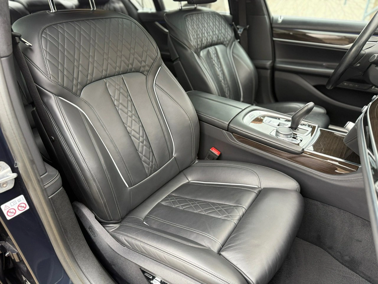 BMW 750 - Zdjęcie 7