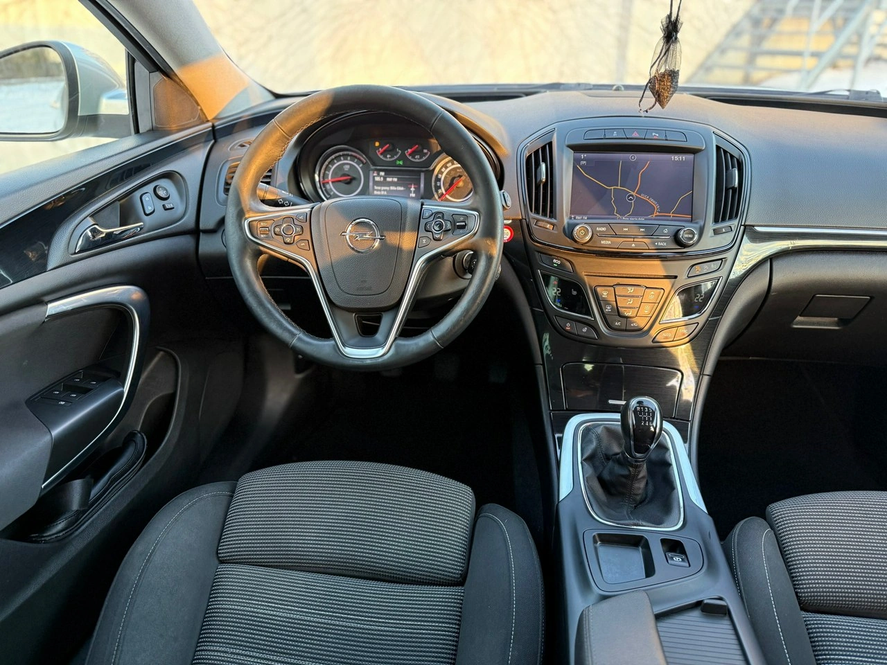 Opel Insignia - Zdjęcie 16