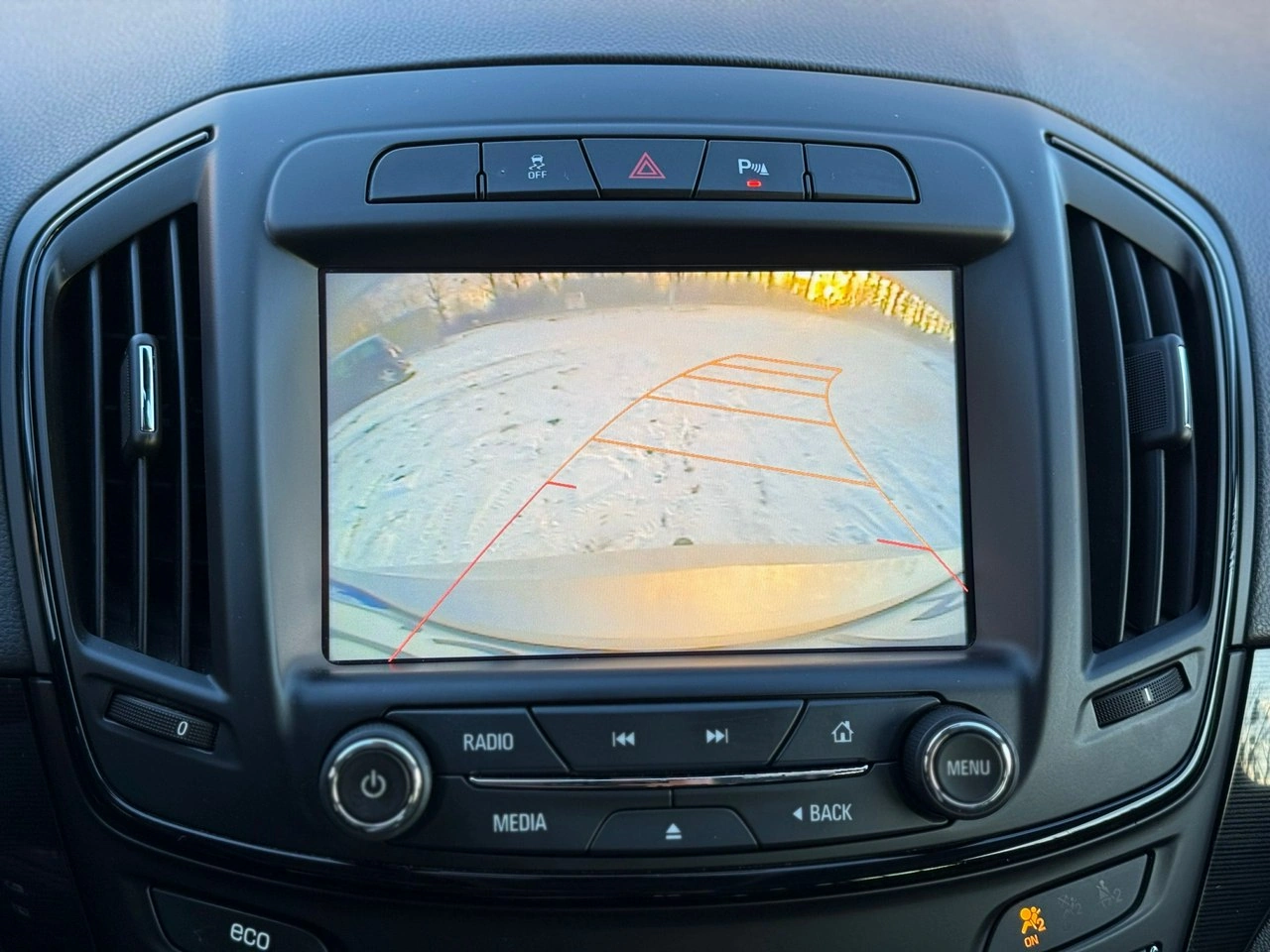 Opel Insignia - Zdjęcie 27