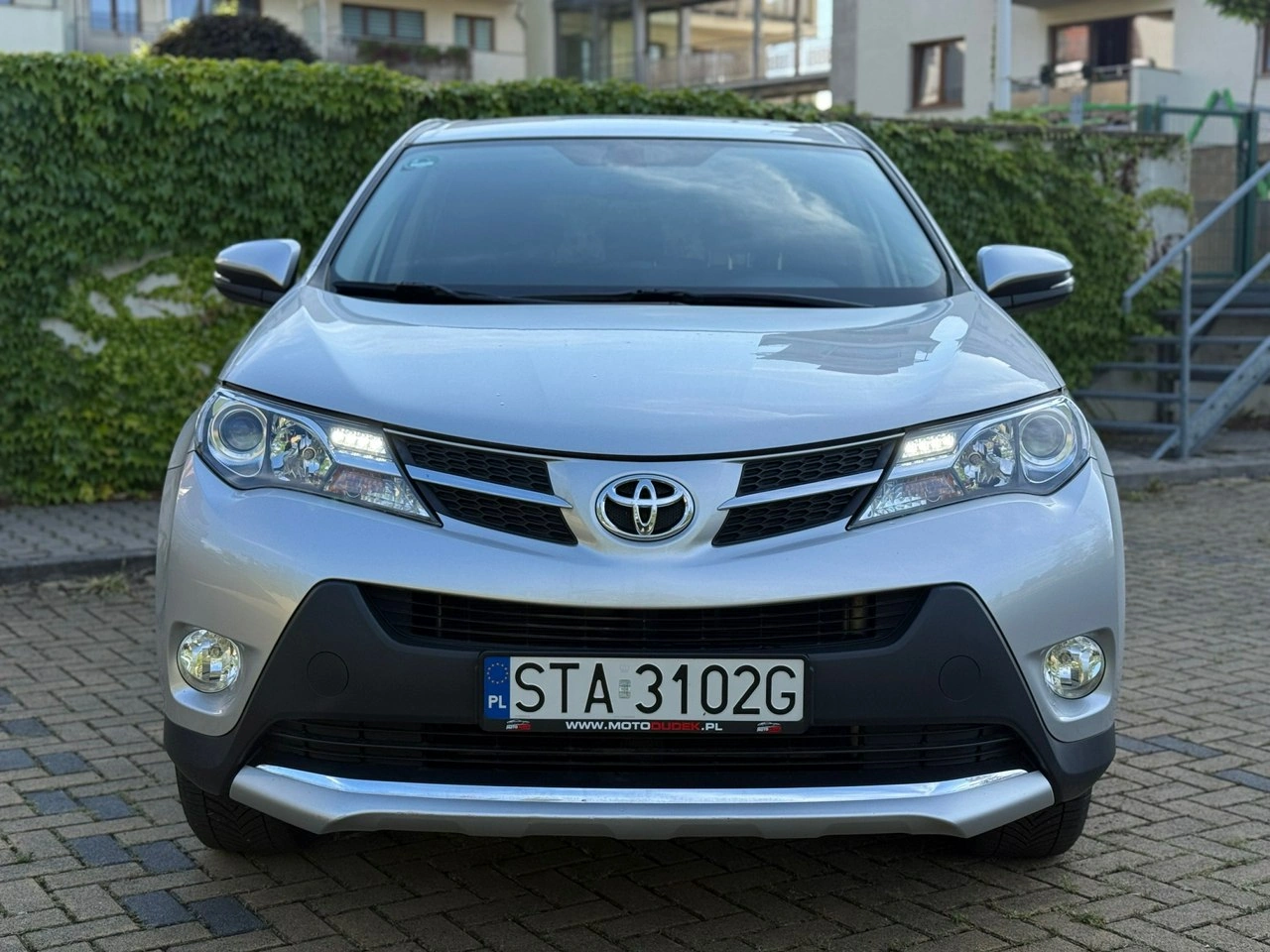 Toyota RAV-4 - Zdjęcie 9