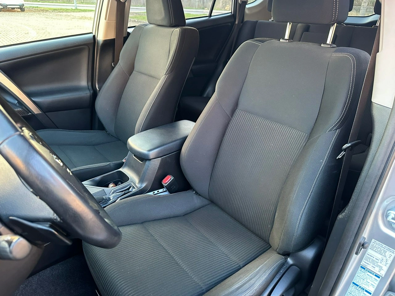 Toyota RAV-4 - Zdjęcie 17