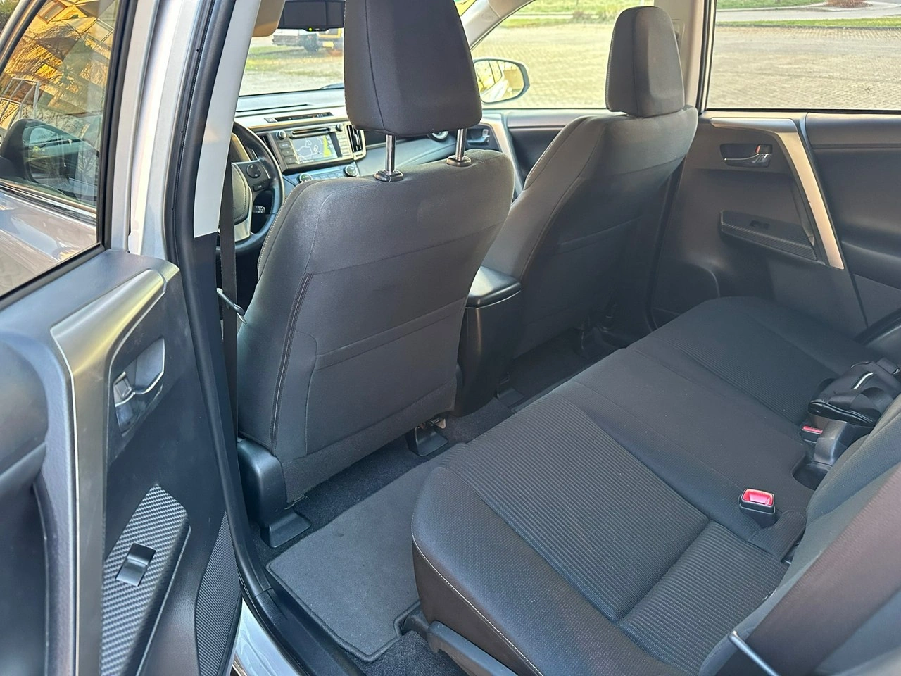 Toyota RAV-4 - Zdjęcie 18