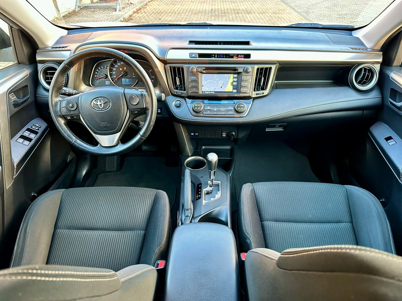 Toyota RAV-4 - Zdjęcie 5