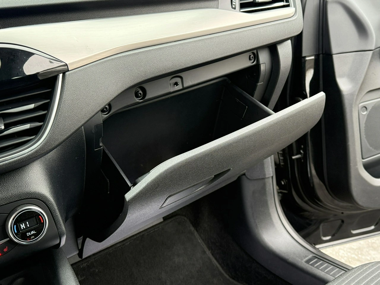 Ford Kuga - Zdjęcie 70