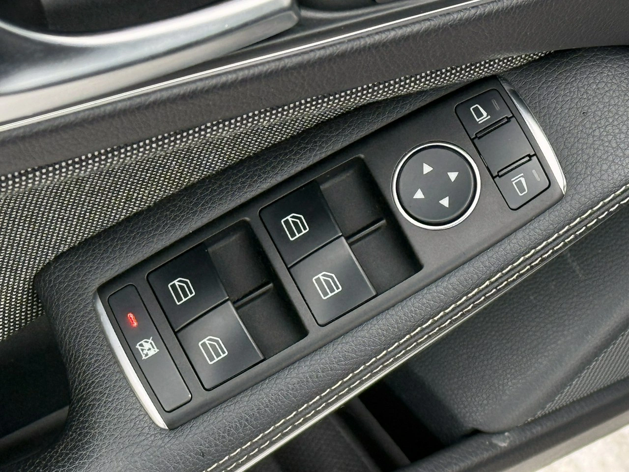 Mercedes A 180 - Zdjęcie 12