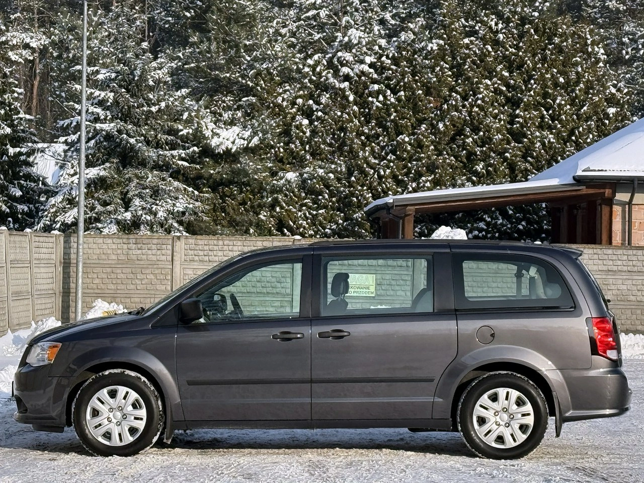 Dodge Grand Caravan - Zdjęcie 24