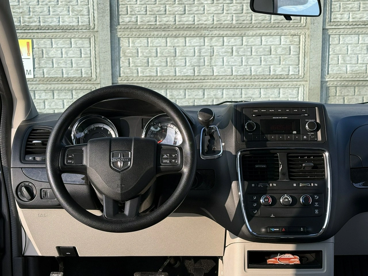 Dodge Grand Caravan - Zdjęcie 32