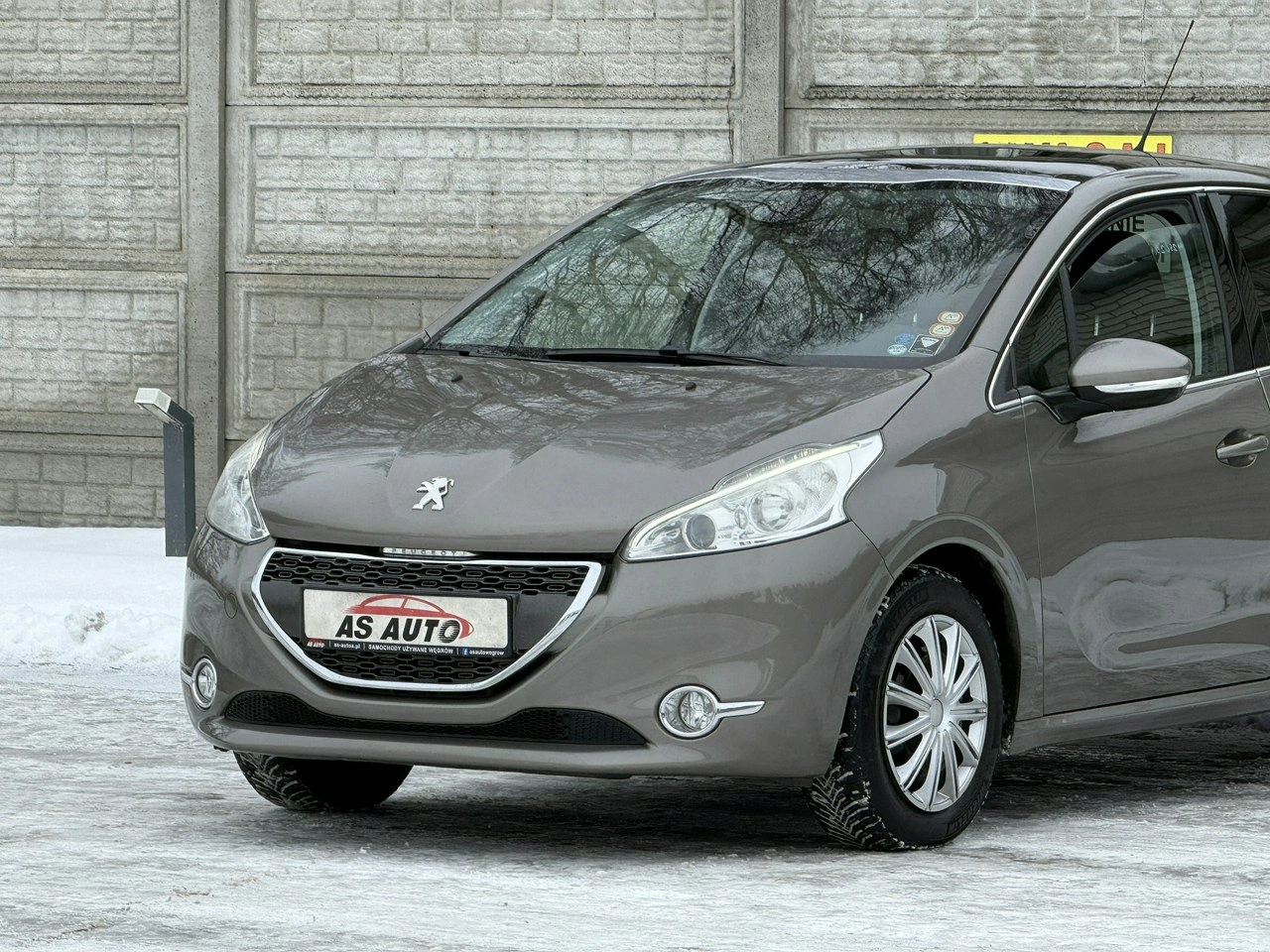 Peugeot 208 - Zdjęcie 30