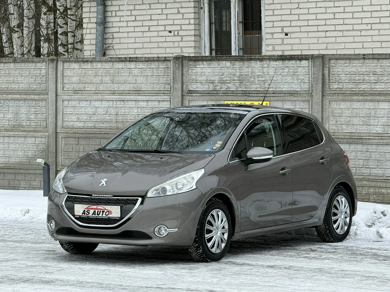 Peugeot 208 - Zdjęcie 31