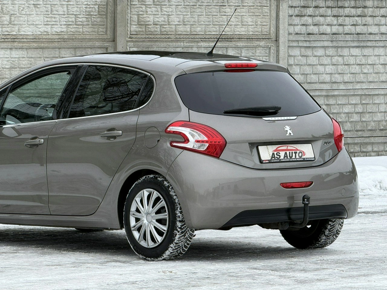 Peugeot 208 - Zdjęcie 39