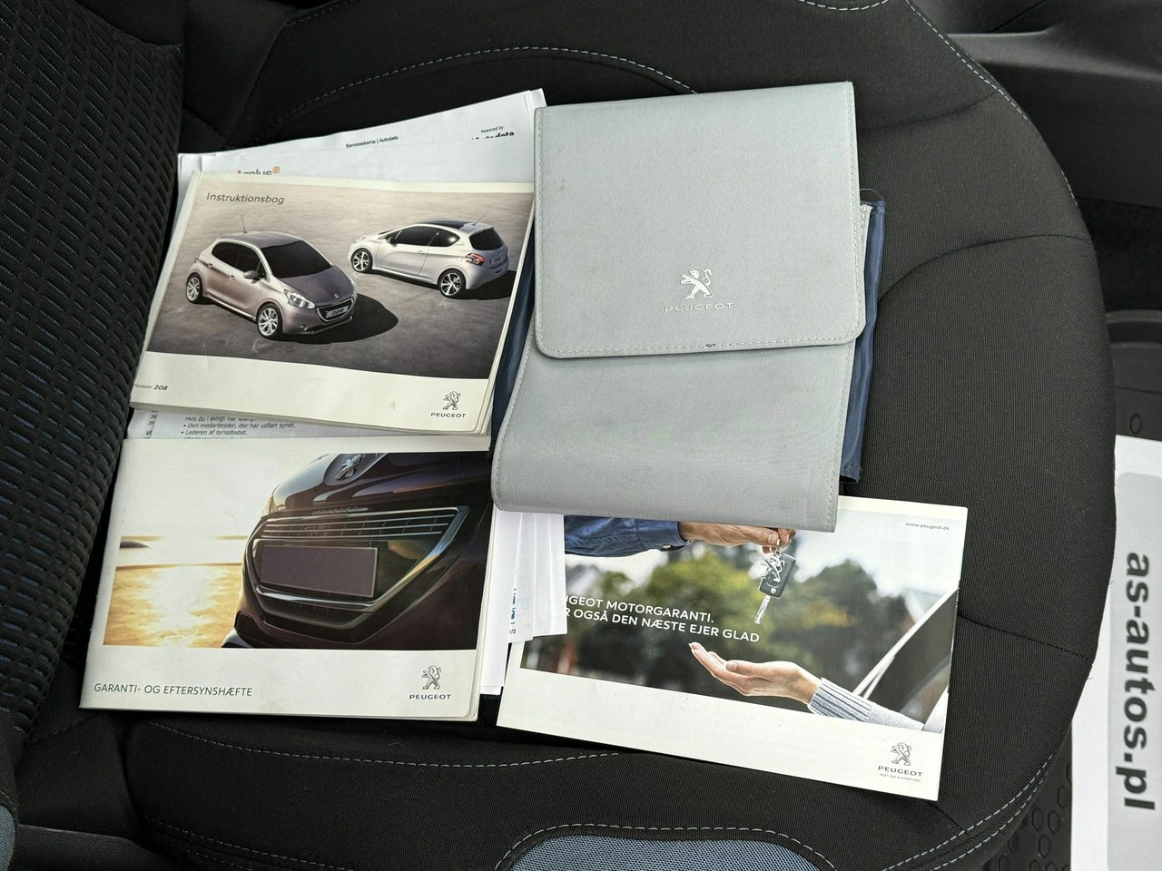 Peugeot 208 - Zdjęcie 14