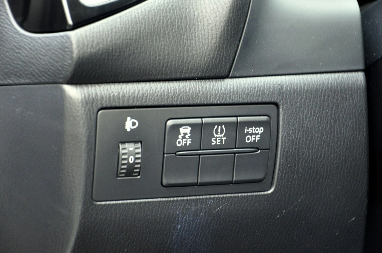 Mazda 3 - Zdjęcie 11