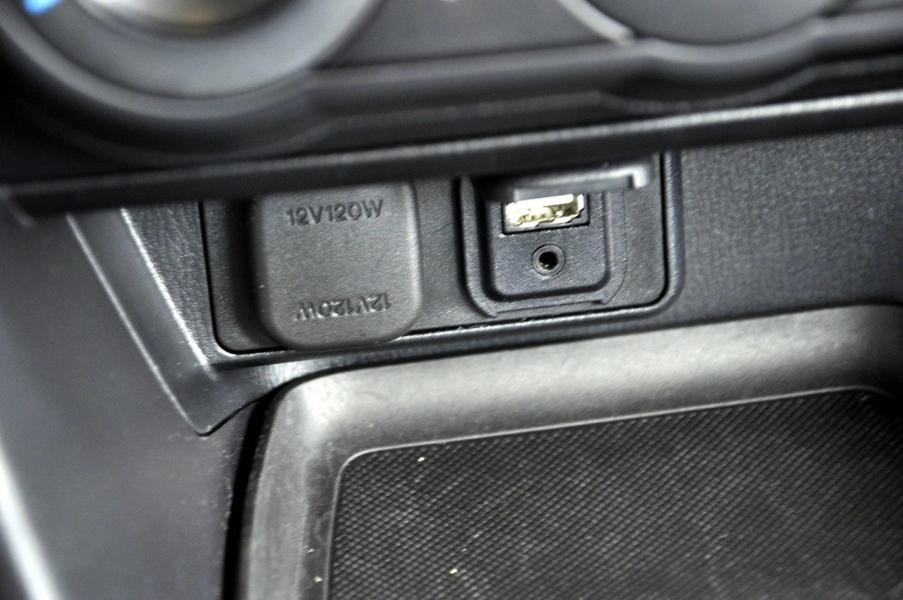 Mazda 3 - Zdjęcie 13