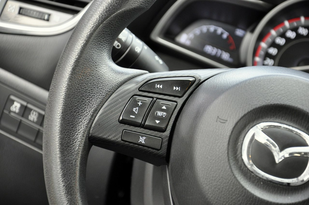 Mazda 3 - Zdjęcie 17