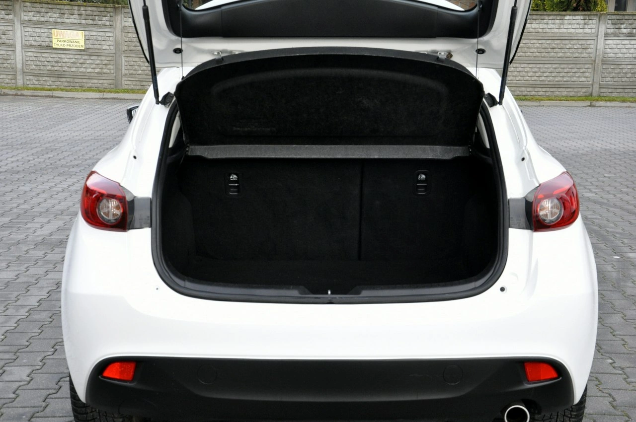 Mazda 3 - Zdjęcie 6