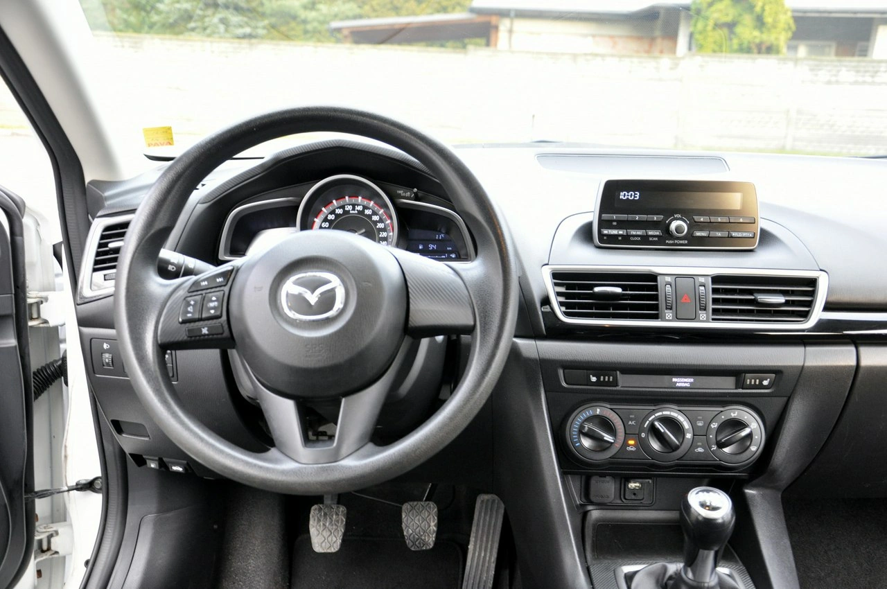 Mazda 3 - Zdjęcie 8