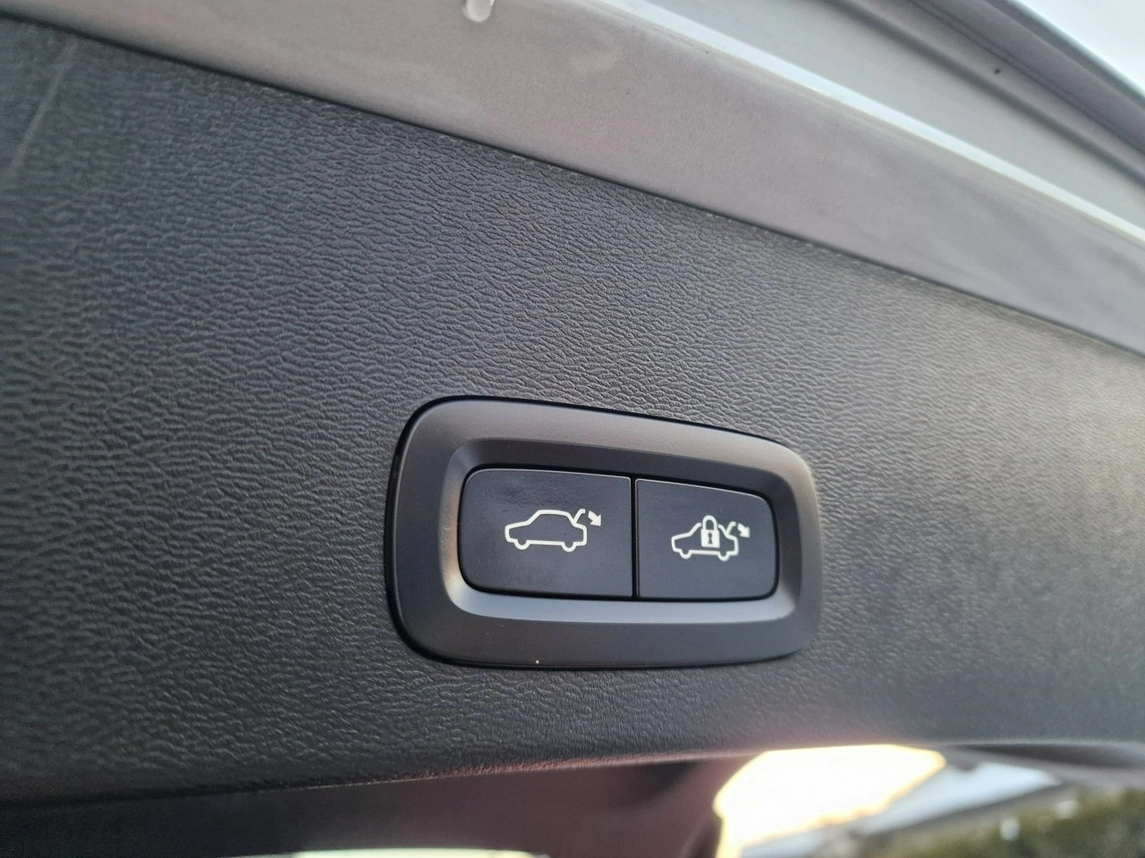 Volvo XC 40 - Zdjęcie 20