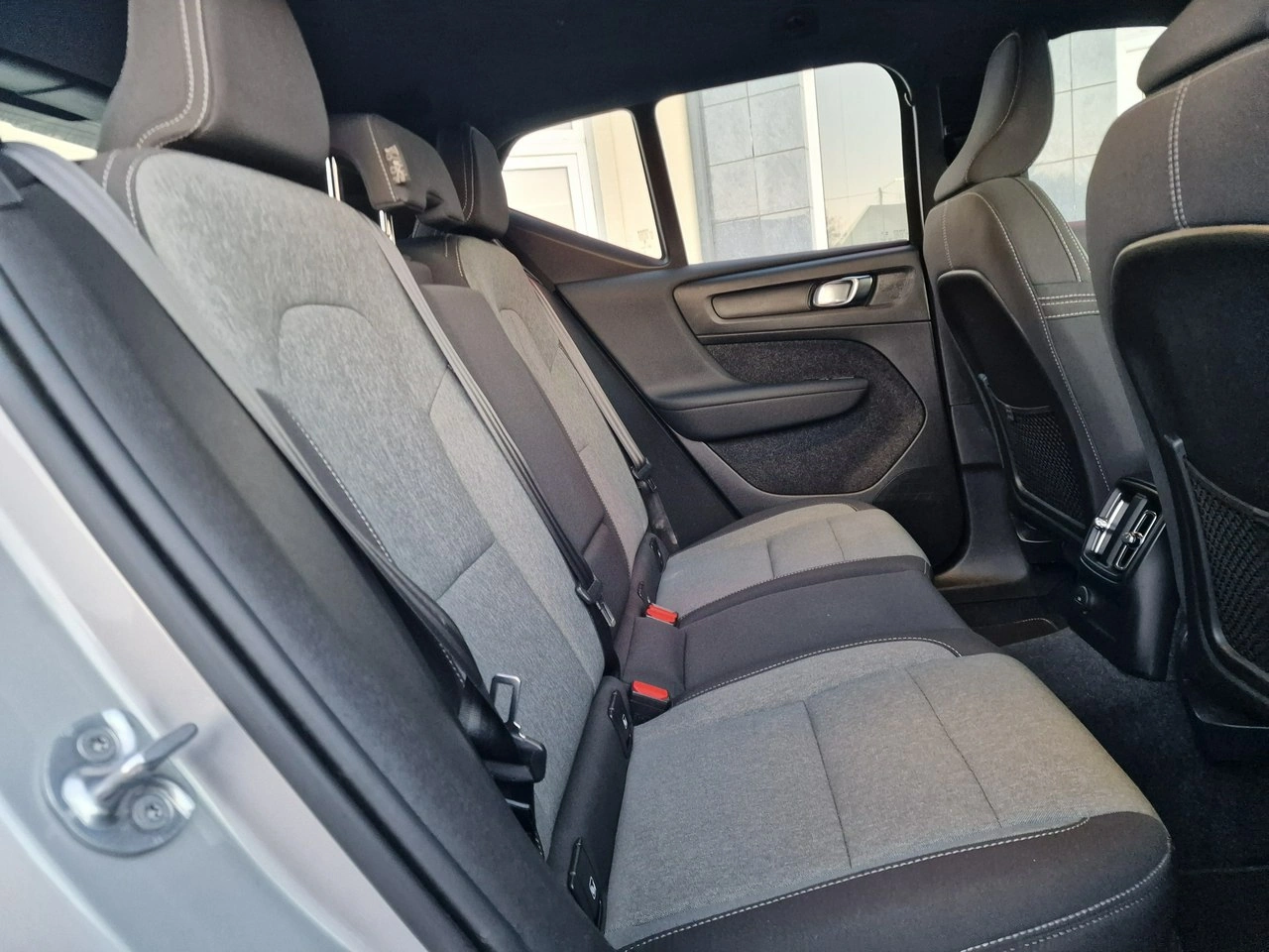 Volvo XC 40 - Zdjęcie 21