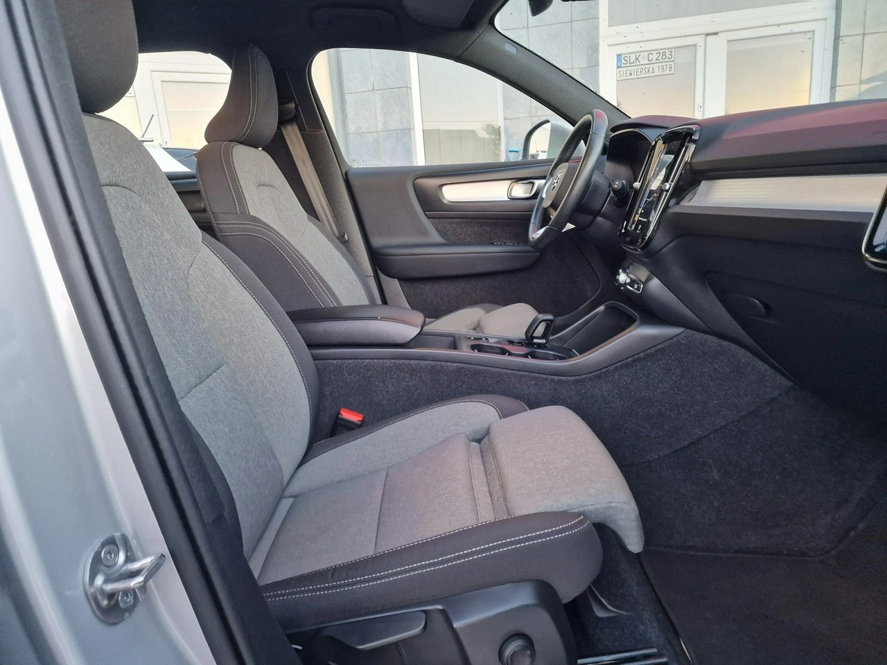 Volvo XC 40 - Zdjęcie 23