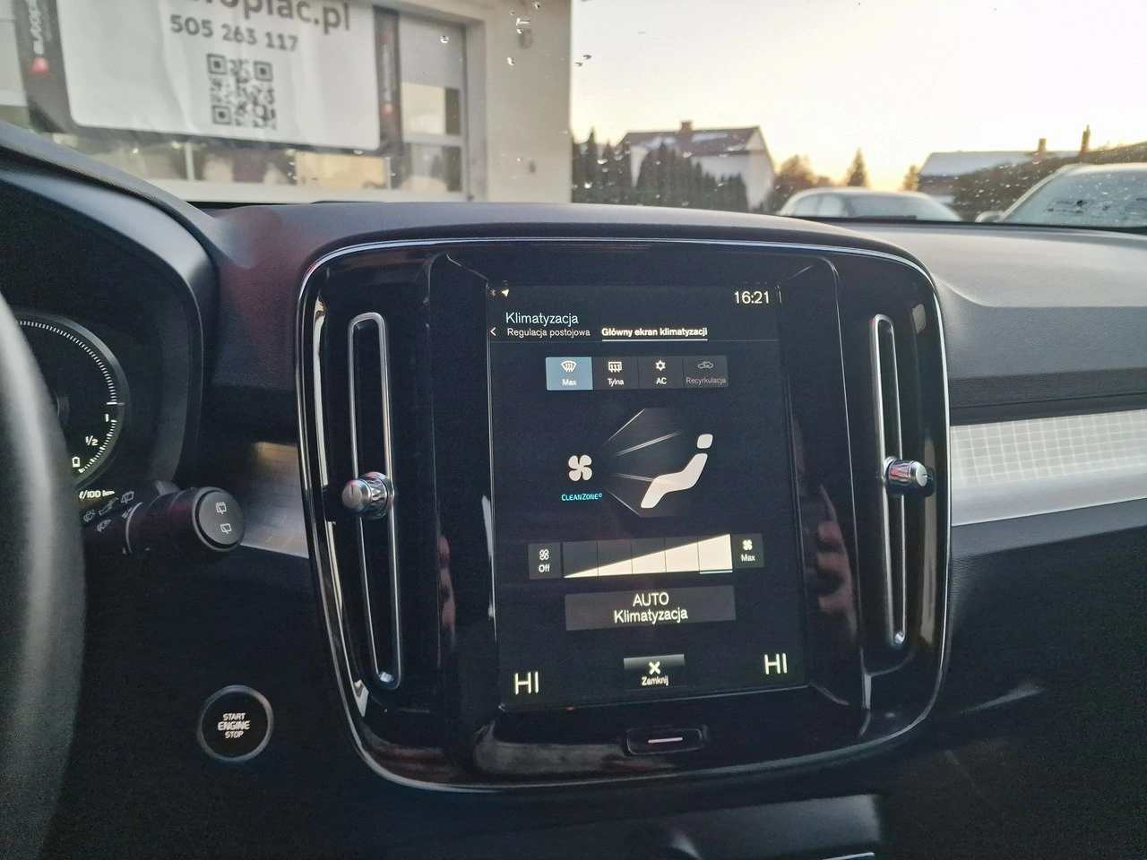 Volvo XC 40 - Zdjęcie 32