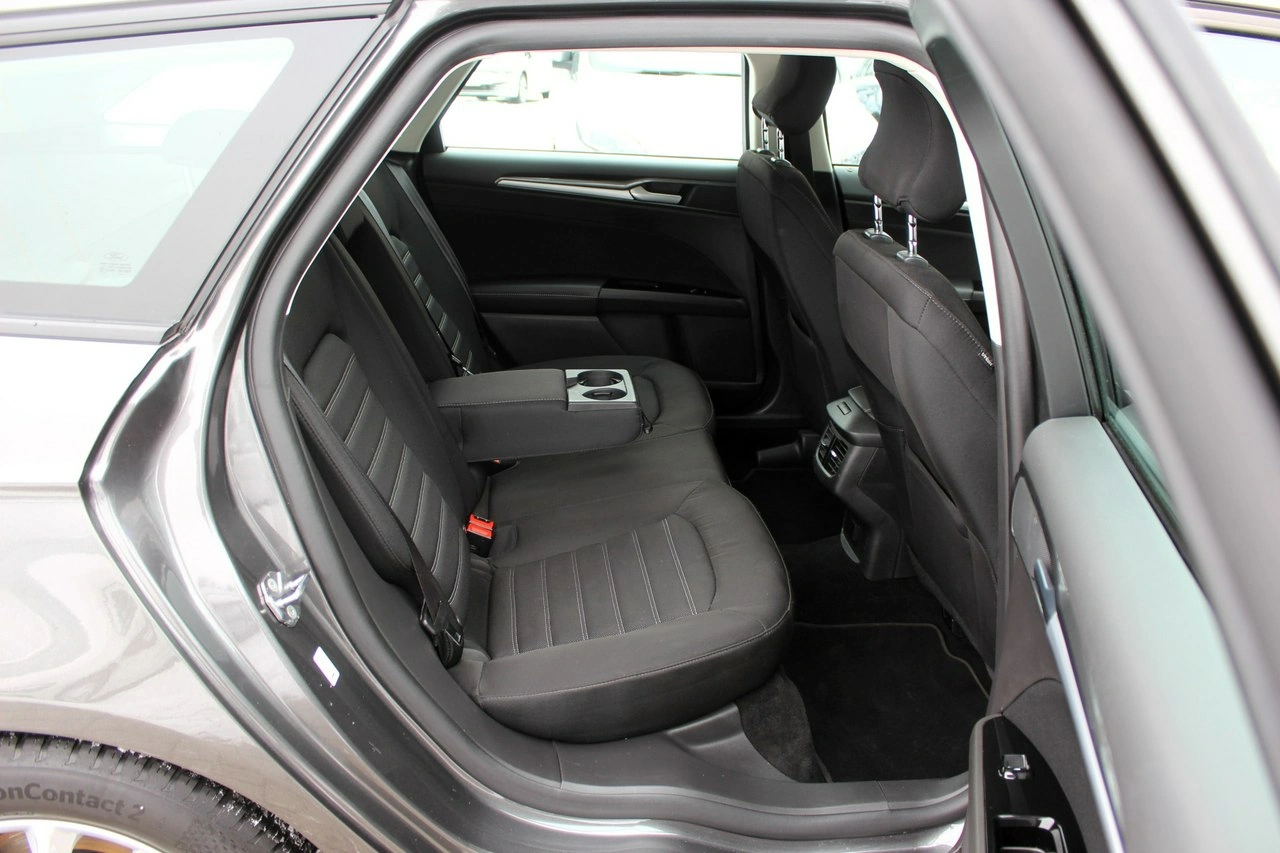 Ford Mondeo - Zdjęcie 9