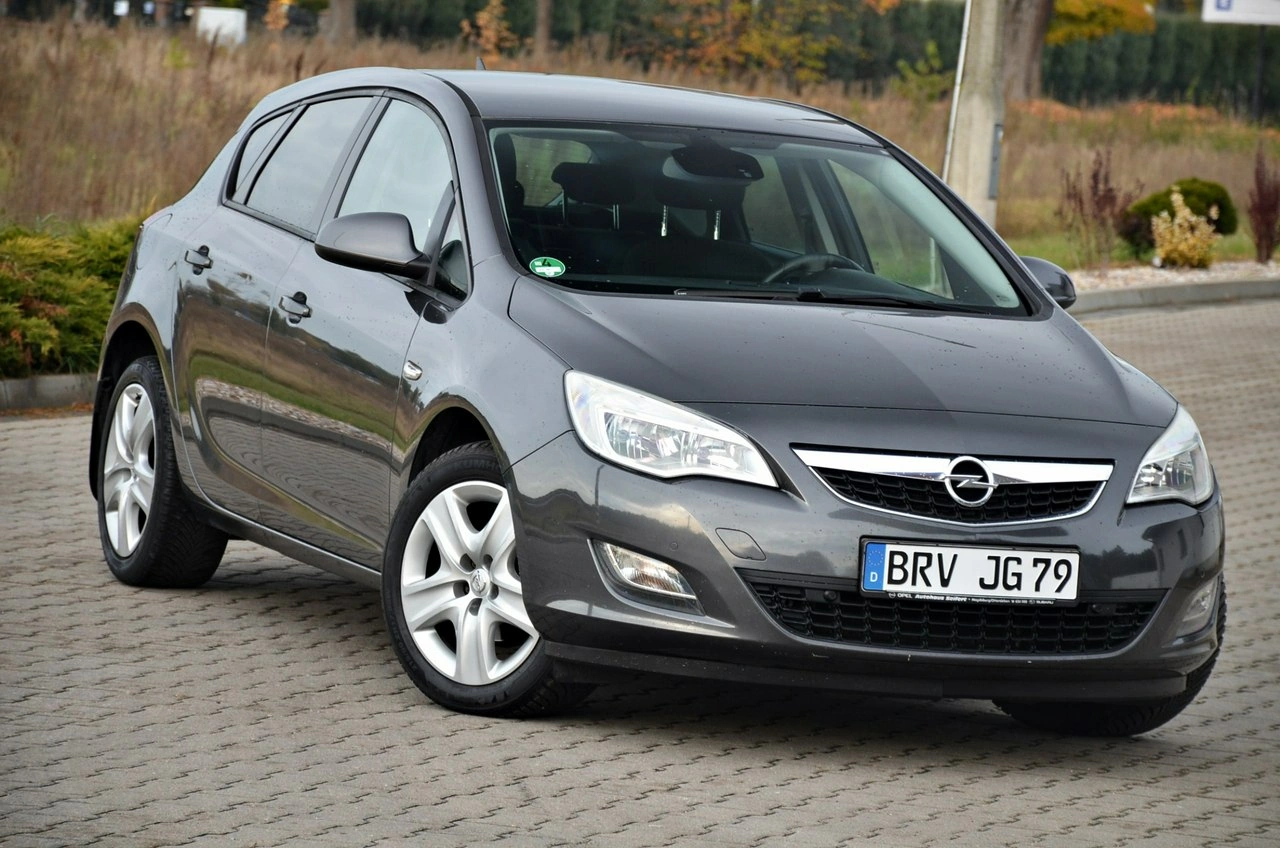 Opel Astra - Zdjęcie 1