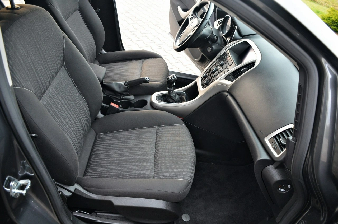 Opel Astra - Zdjęcie 19