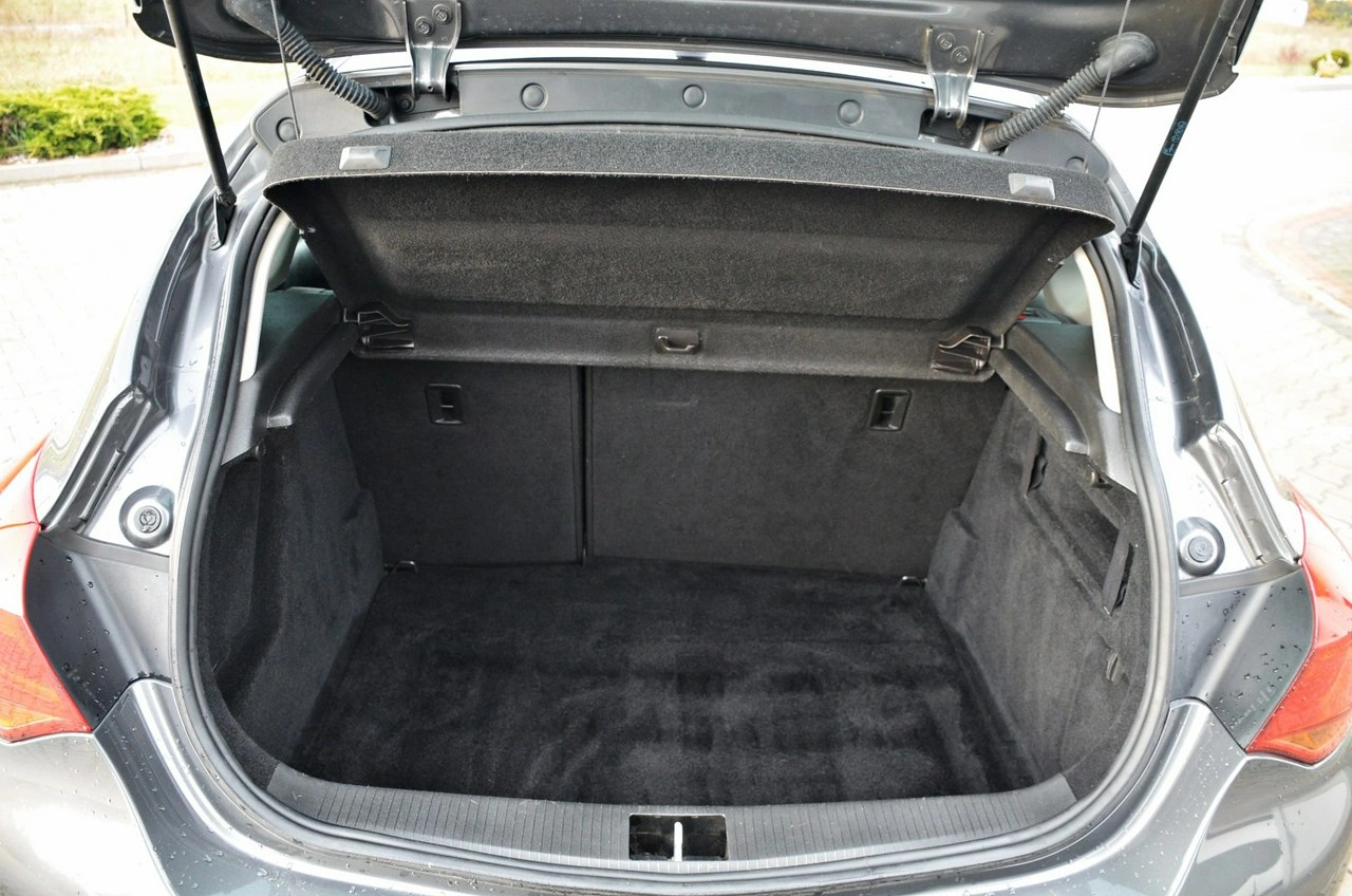 Opel Astra - Zdjęcie 23