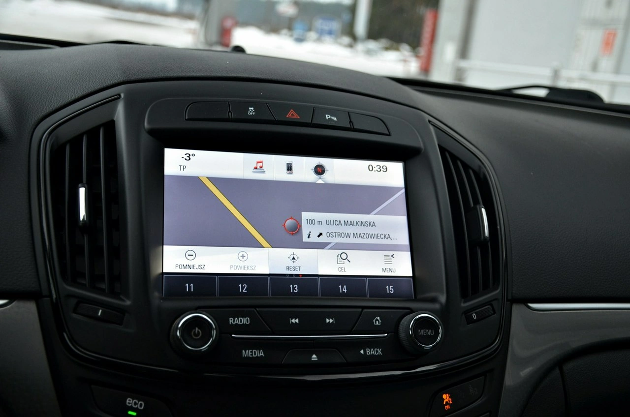 Opel Insignia - Zdjęcie 22